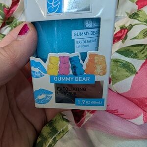 G Beauty Care Gummy Bear Exfoliating Lip Scrub - Blue